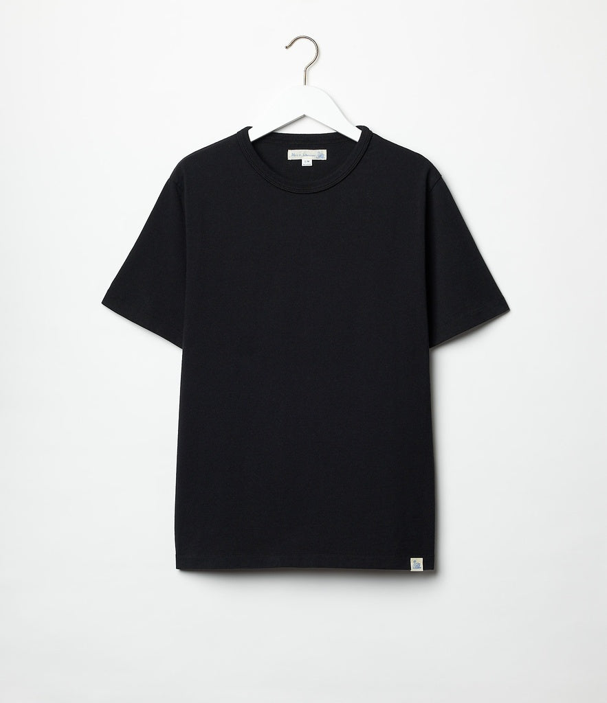 Merz B. Schwanen Tee02 Organic Cotton Deep Black
