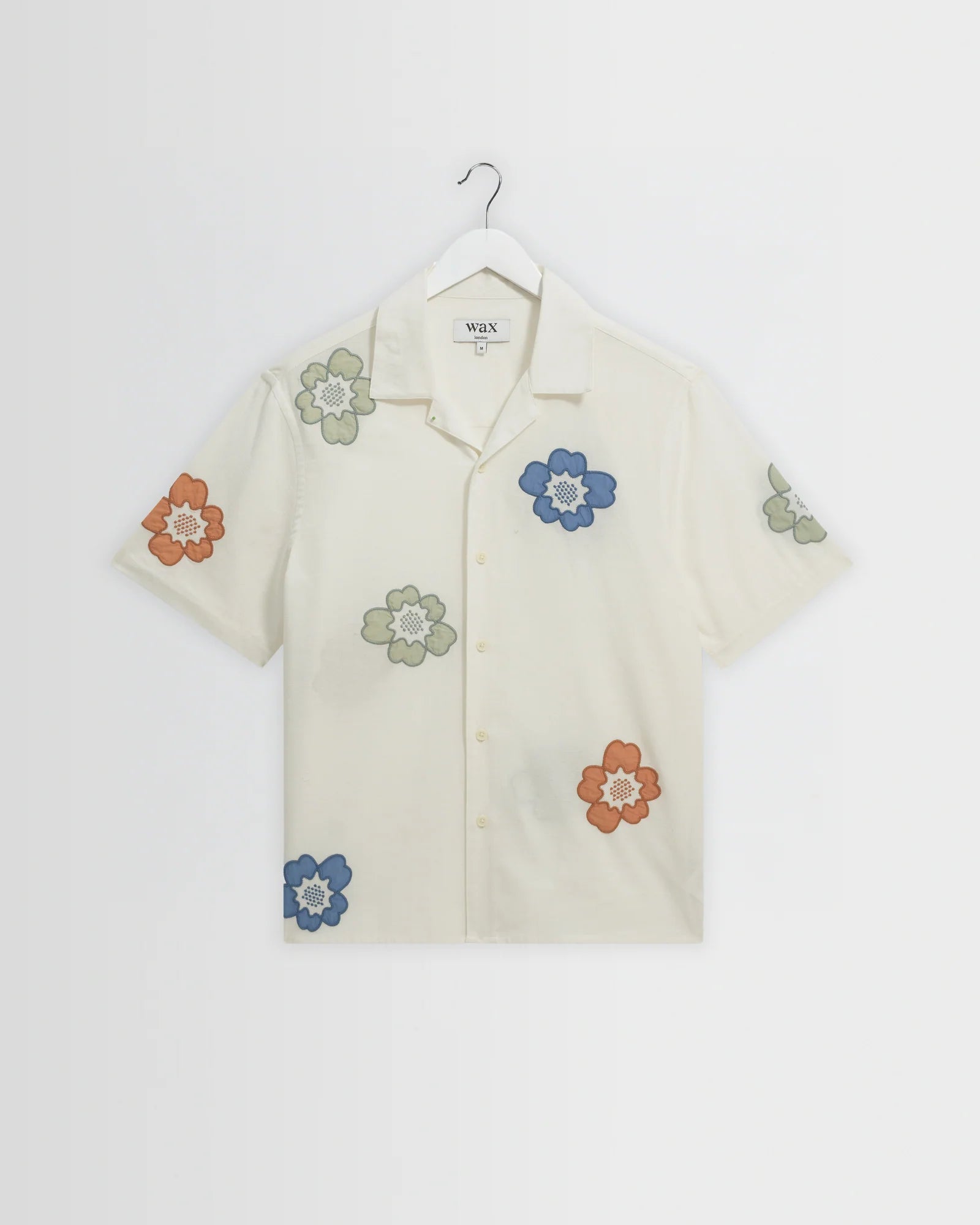 Wax London Didcot Short Sleeve Ecru and Multicolor Floral Applique