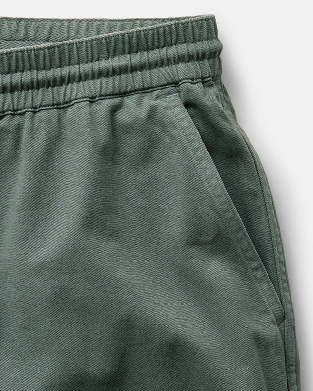 Taylor Stitch The Apres Short in Organic Deep Sea Foundation Twill