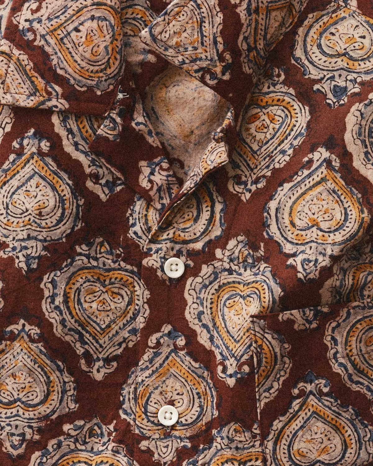 Taylor Stitch The Hawthorn Shirt in Sangria Block Print
