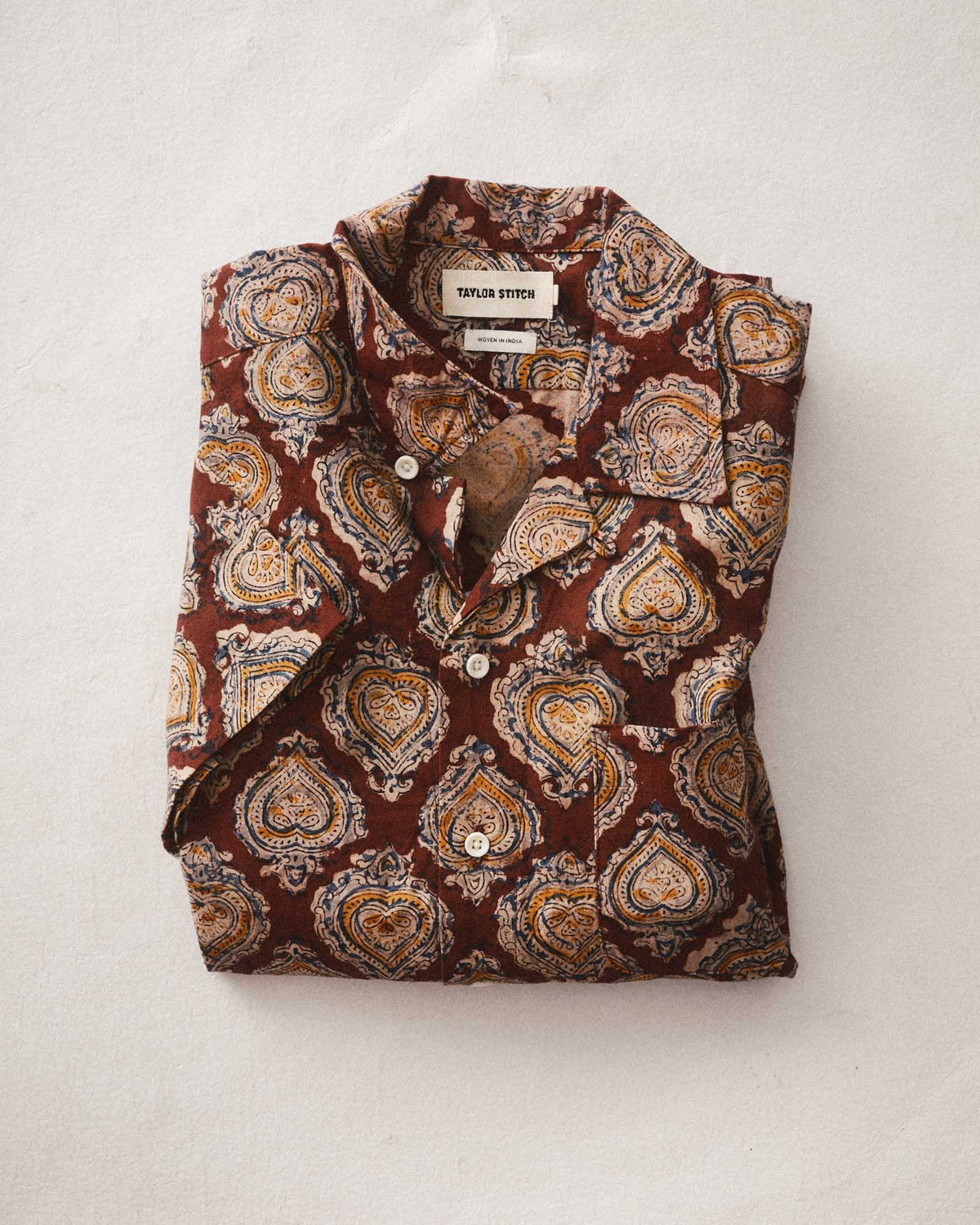 Taylor Stitch The Hawthorn Shirt in Sangria Block Print