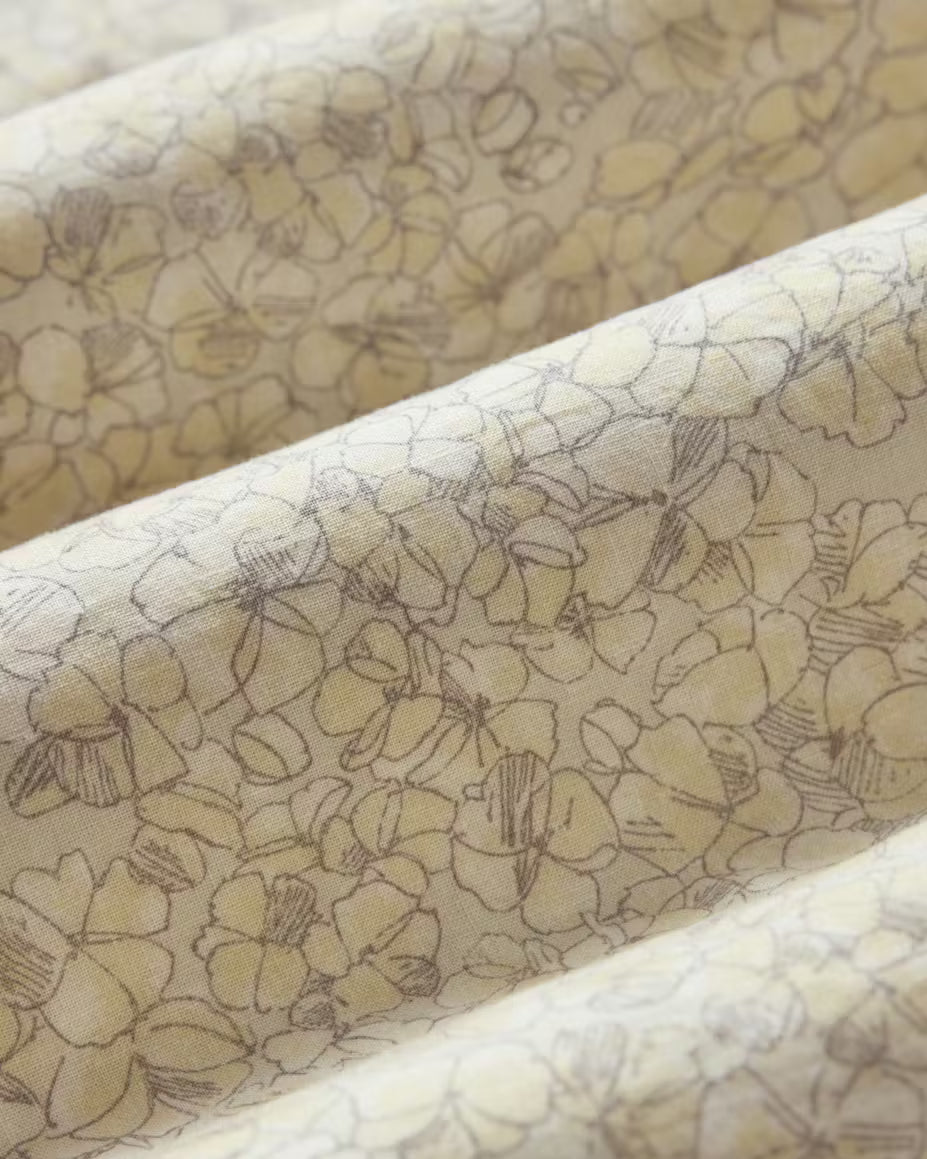 Taylor Stitch The Davis Shirt in Grey Skies Floral