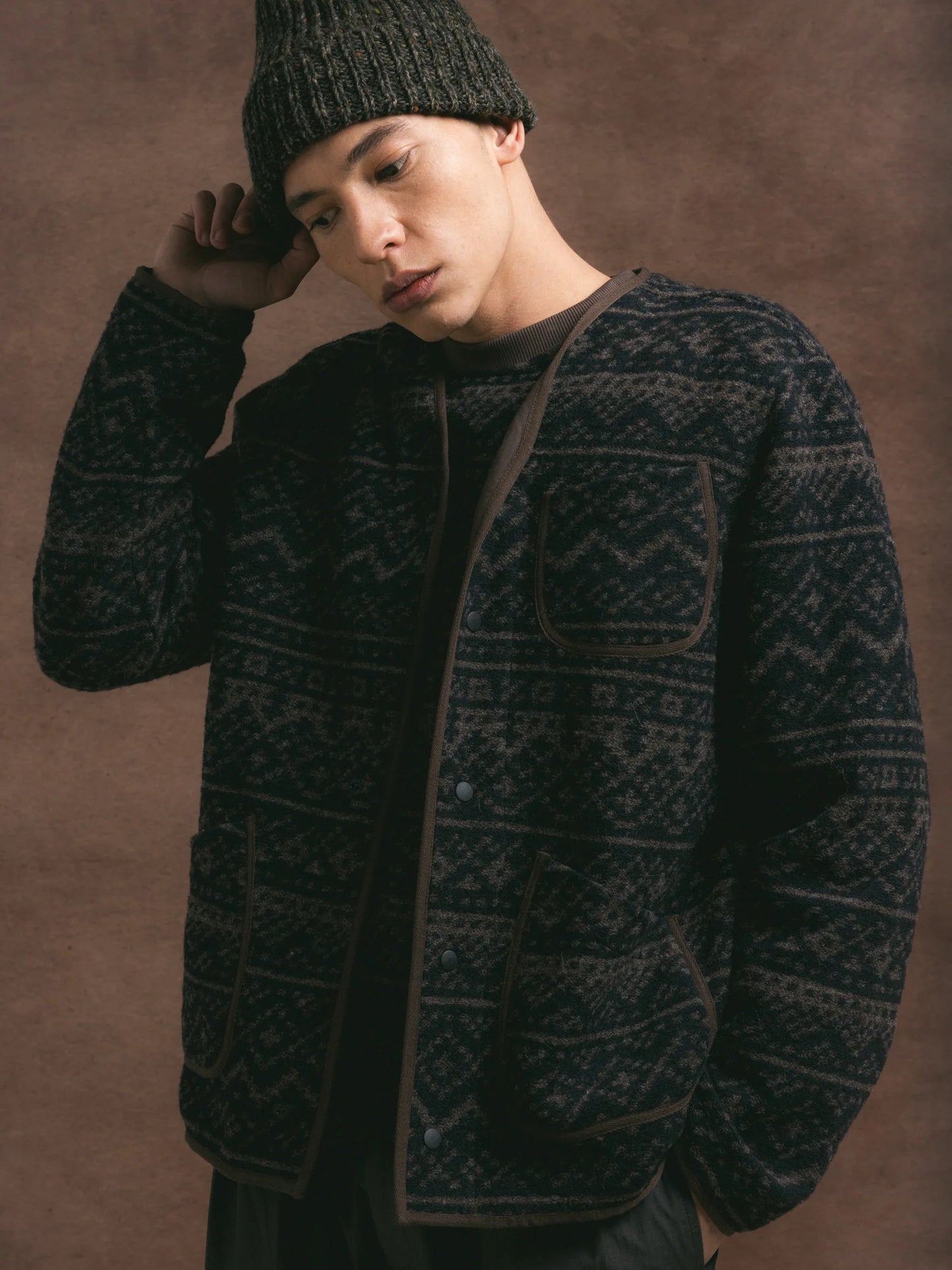 Kestin Neist Cardigan in Neist Cardigan in Peat / Black Knitted Fairisle