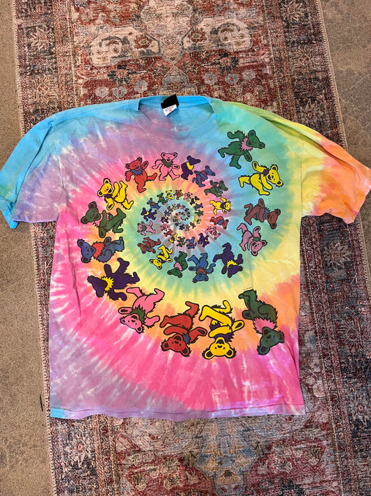 Vintage early 2000 Grateful Dead Tee