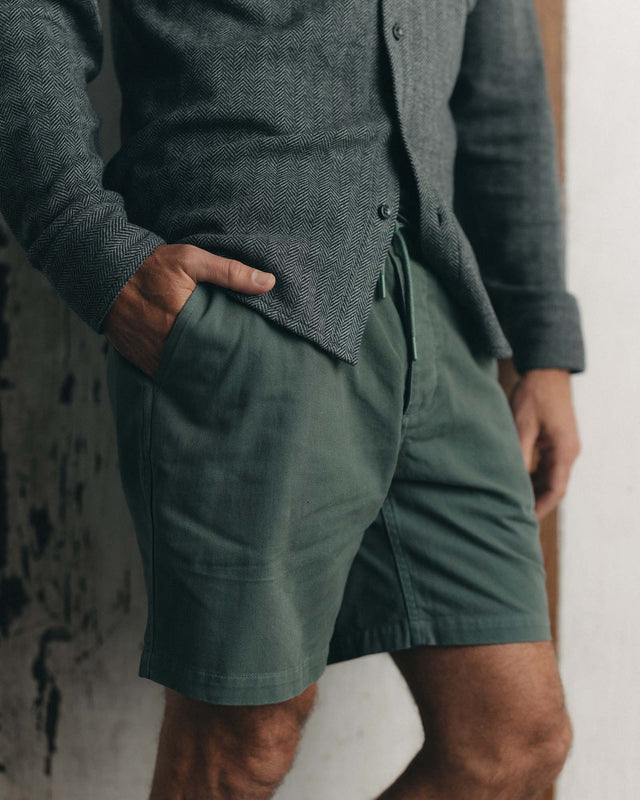 Taylor Stitch The Apres Short in Organic Deep Sea Foundation Twill